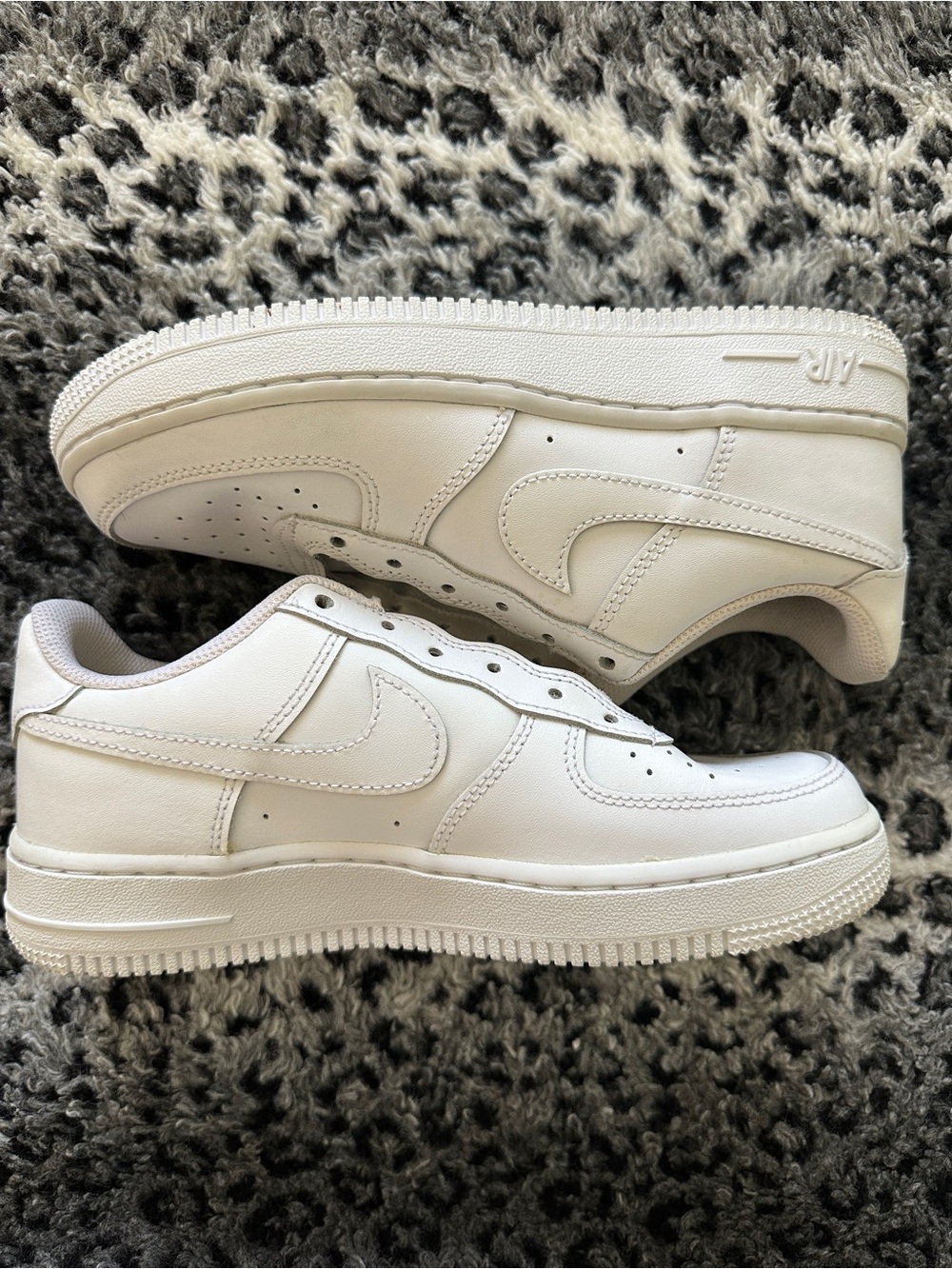 Nike Women's Off-White Low-Top Leather Sneakers